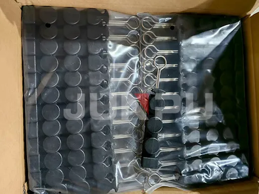 producător de cleme metalice cu cruce din oțel inoxidabil pentru strângerea cablurilor