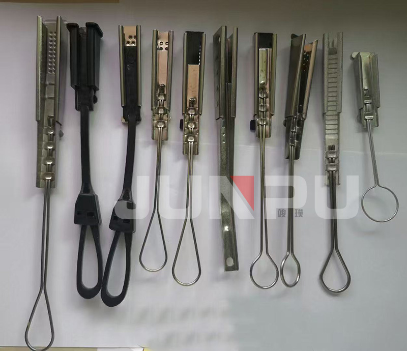 accesorii-gestionare-cabluri.jpg